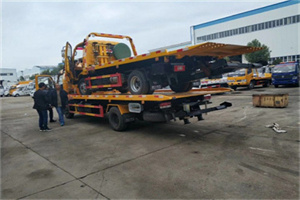 站前区同城汽车补胎